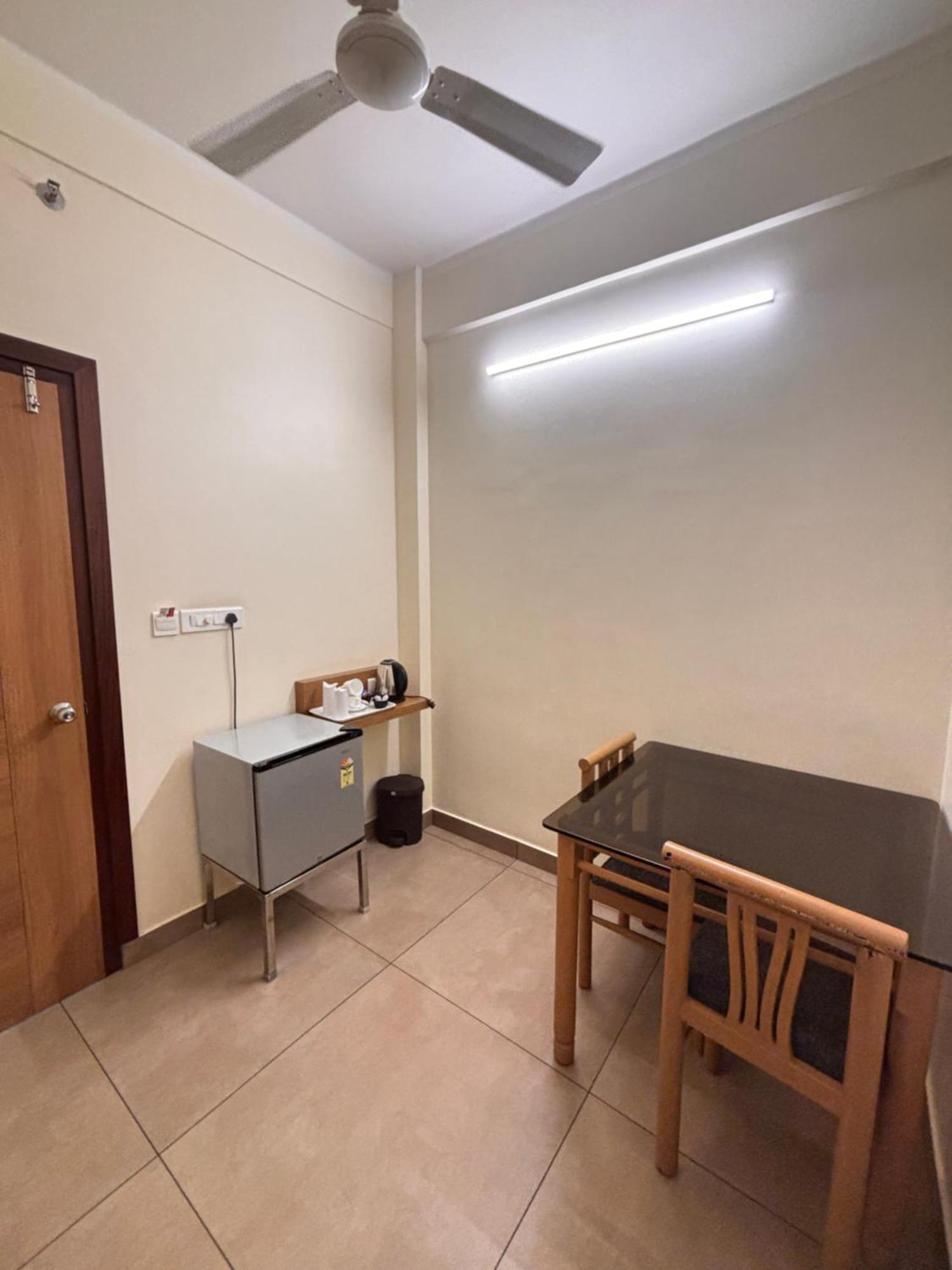 Maharani Hotel Kóžikkót Exteriér fotografie